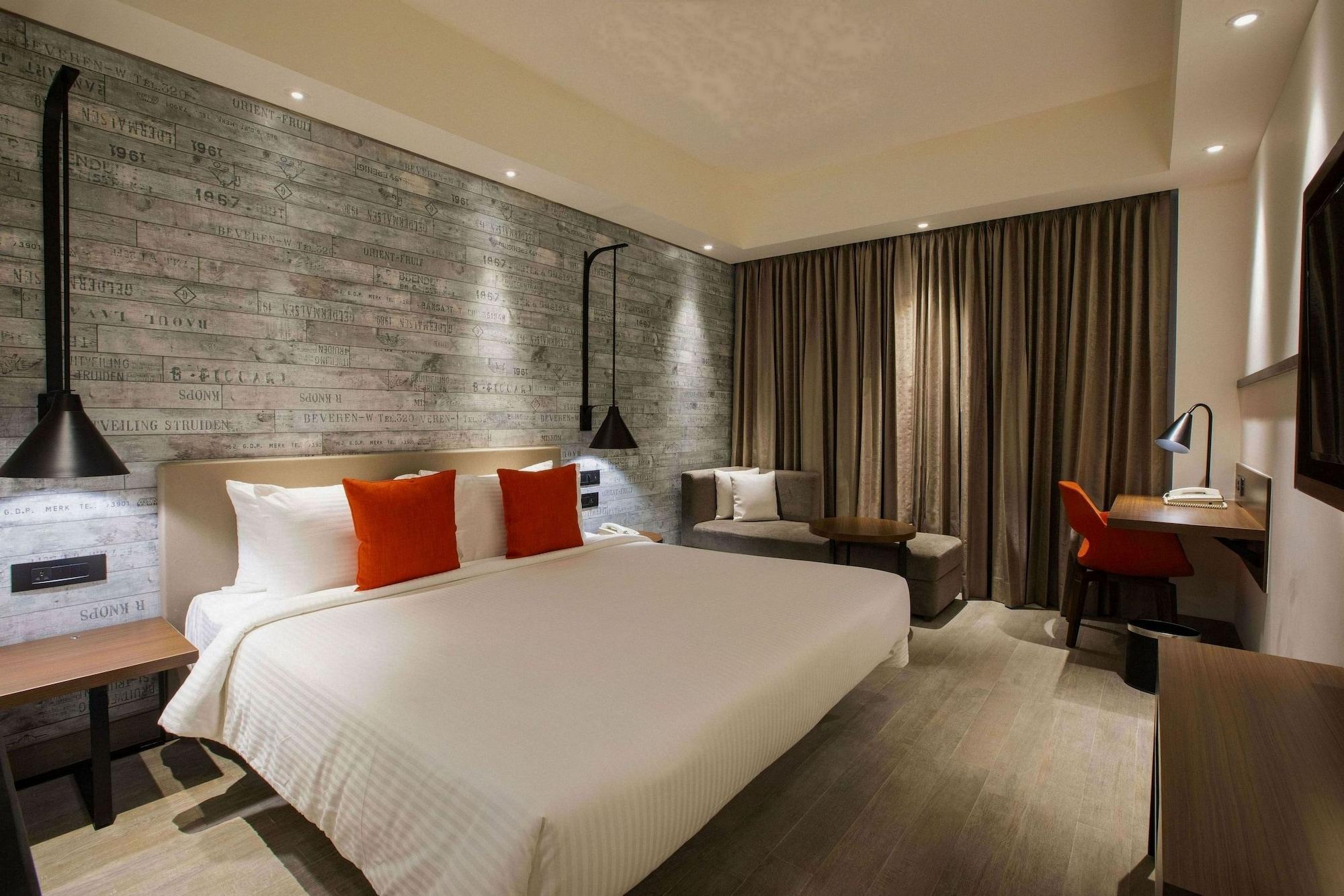 Lemon Tree Premier City Center Пуне Екстер'єр фото