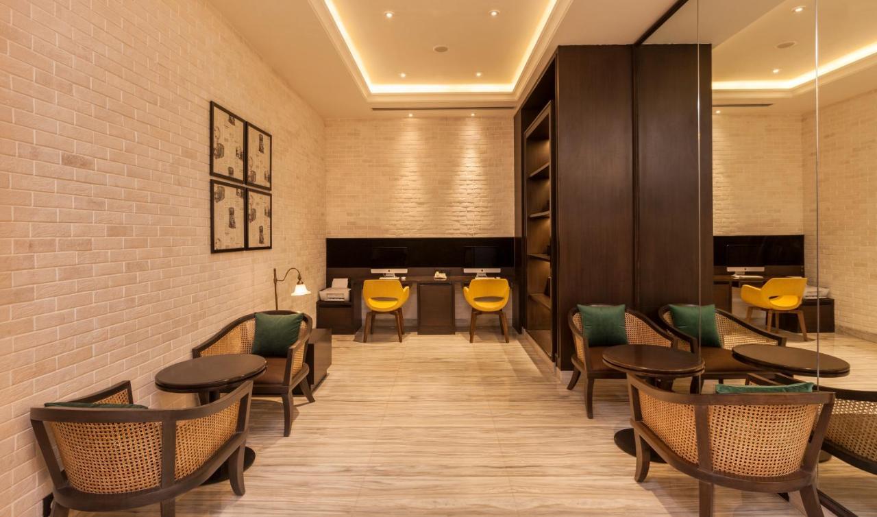 Lemon Tree Premier City Center Пуне Екстер'єр фото